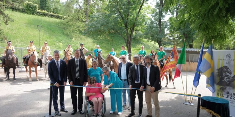 Fieracavalli, taglio del nastro