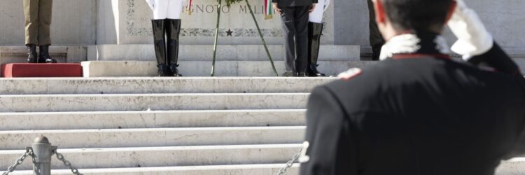2 GIUGNO | Roma, Mattarella rende omaggio al Milite Ignoto
