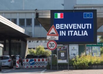 Frontiera con l'Italia