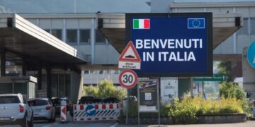 Frontiera con l'Italia