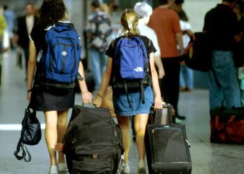 EMIGRAZIONE | MOLISE | Un residente su tre vive all’estero, primato nazionale di emigrazione