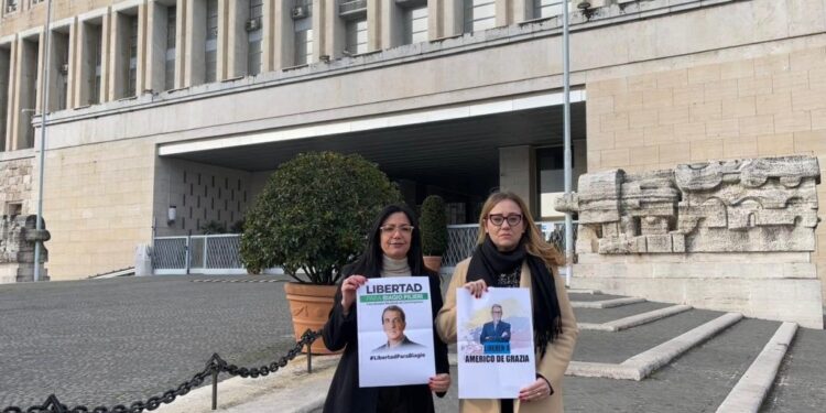 VENEZUELA | Due italiani in pericolo di vita: l’appello delle mogli di Biagio Pilieri e Daniel Echenagucia