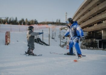 Settimana bianca in famiglia senza stress: la magia della neve da vivere insieme al Familiamus 5*