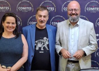 Fabio Fasoli con Luciana Laspro, coordinatrice nazionale MAIE Brasile (a sinistra nella foto) e, al centro, Dario Signorini, presidente Comites Buenos Aires