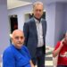 Mario Burlò, l 'ambasciatore Giovanni Umberto De Vito in piedi e Alberto Trentini al telefono