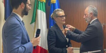 Ordine della Stella d’Italia a Elisabetta Copetti: onorificenza a Las Terrenas per l’impegno nella comunità e nel Made in Italy