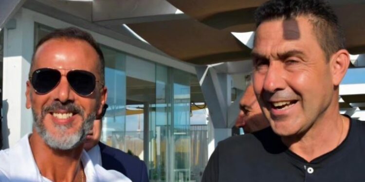 Ricky Filosa, giornalista, fondatore e direttore di ItaliaChiamaItalia, con Roberto Vannacci