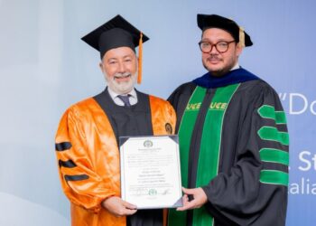 Repubblica Dominicana, l’Ambasciatore Stefano Queirolo Palmas nominato Dottore Honoris Causa dall’Università Centrale dell’Est