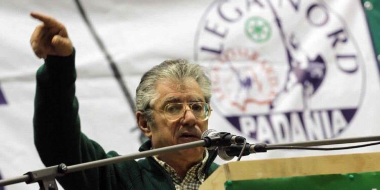 Addio a Umberto Bossi, fondatore della Lega