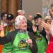 Mondiale di pesto al mortaio: vince Nonna Carla, 85 anni, campionessa a Genova