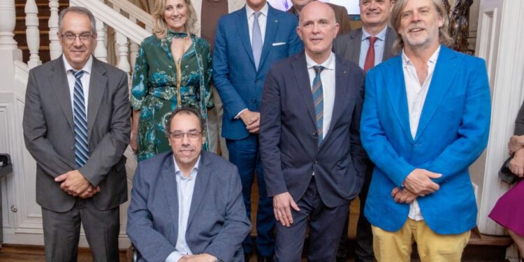 URUGUAY | Italiani all’estero, a Montevideo l’inaugurazione della prima libreria Feltrinelli in America Latina