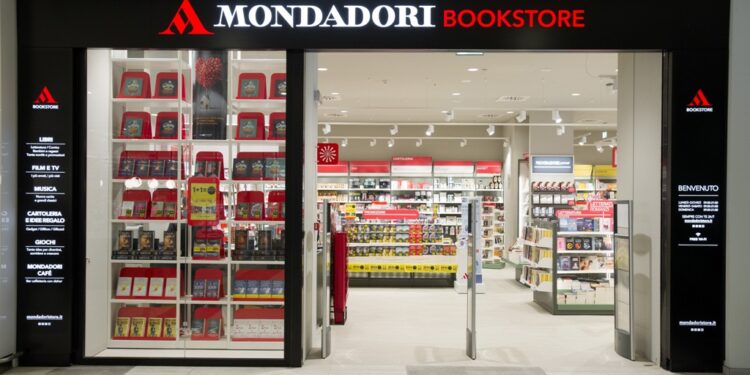 Librerie Mondadori anche oltre confine, dove vivono le più numerose comunità di italiani all'estero?