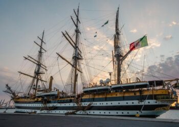Nave scuola della Marina Militare Italiana, Amerigo Vespucci