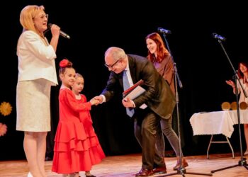 Italia-Bulgaria, l’ambasciatore Apicella a Gotse Delchev: 70 anni della scuola "Gianni Rodari"