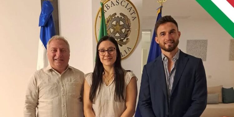 Diplomazia sportiva in Repubblica Dominicana: l’Ambasciatore Maffettone incontra Alexa Grasso e Jordan Valdinocci