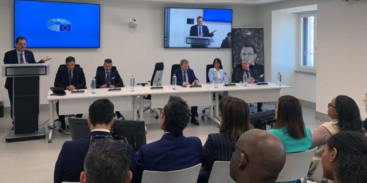 Porta (PD): Italia e America Latina possono costruire un modello di mobilità regolare e qualificata