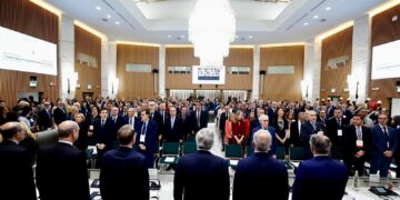 Tajani ai Consoli italiani nel mondo: “Siete i sindaci dell’Italia all’estero, al servizio dei cittadini”