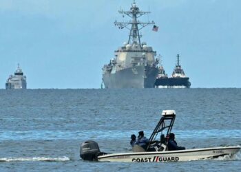 Usa, attaccata nel Pacifico una presunta imbarcazione di narcotrafficanti: un morto e due dispersi