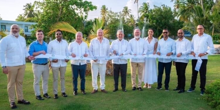 Inaugurata la prima fase del maxi investimento a Las Terrenas, nella penisola di Samaná. Previsti 3.000 posti di lavoro, nuove infrastrutture e un resort Hilton. Un esempio del ruolo degli italiani all'estero nella diplomazia economica e nella promozione del Made in Italy