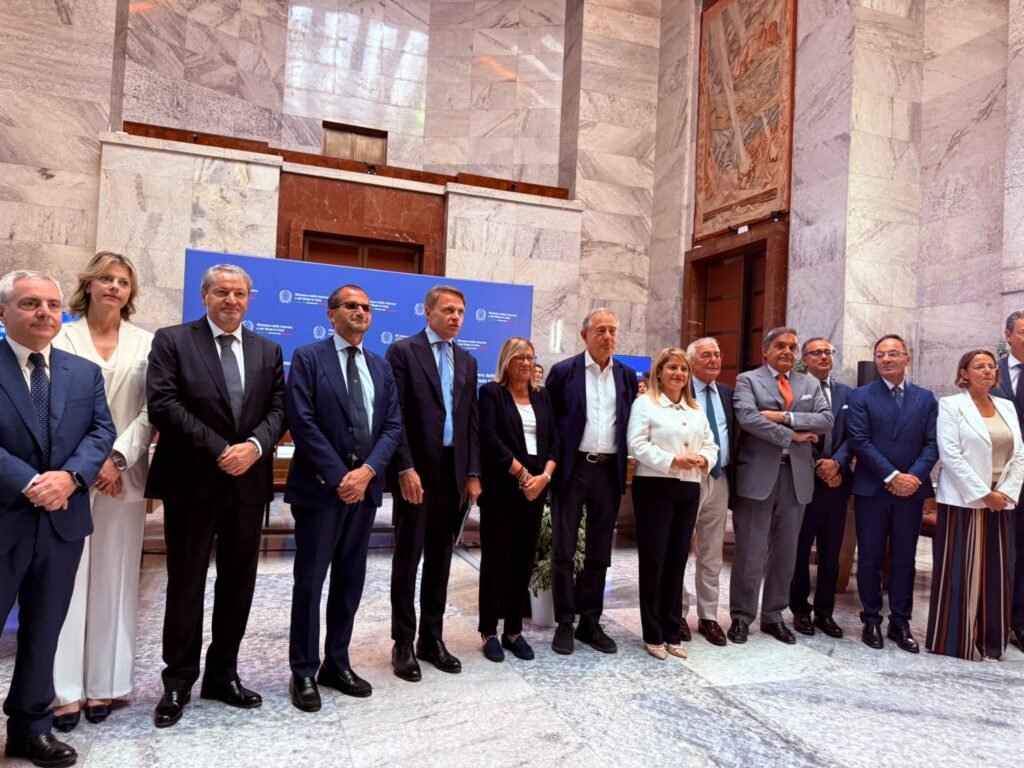 FOTO | Massimo Romagnoli alla XIV Cabina di Regia per l’Internazionalizzazione: “Le comunità italiane all’estero siano protagoniste della promozione del Made in Italy”