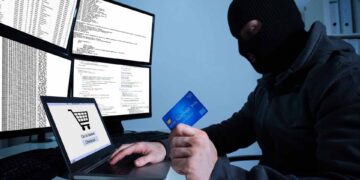 Truffe con carte di pagamento, oltre 2 milioni di italiani colpiti: i 10 consigli per proteggersi anche all'estero