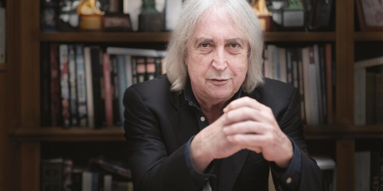Enrico Vanzina nominato “Ambasciatore di Riccione nel mondo”: “È l’estate italiana”