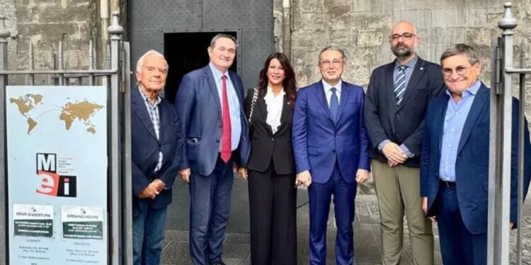Museo dell’Emigrazione di Genova, Dell’Utri visita il Mei: “Mettere in rete i musei locali”