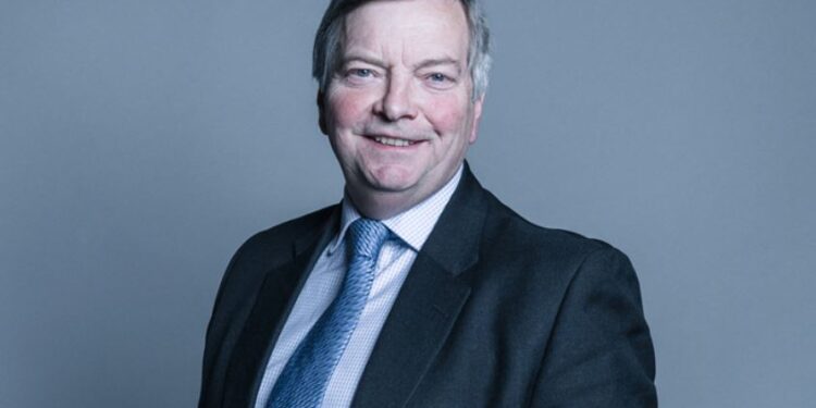 All'iniziativa parteciperà Lord Nicholas True, attuale Leader dell'Opposizione alla Camera dei Lord britannica, già alla guida della stessa Camera dal 2022 al 2024.